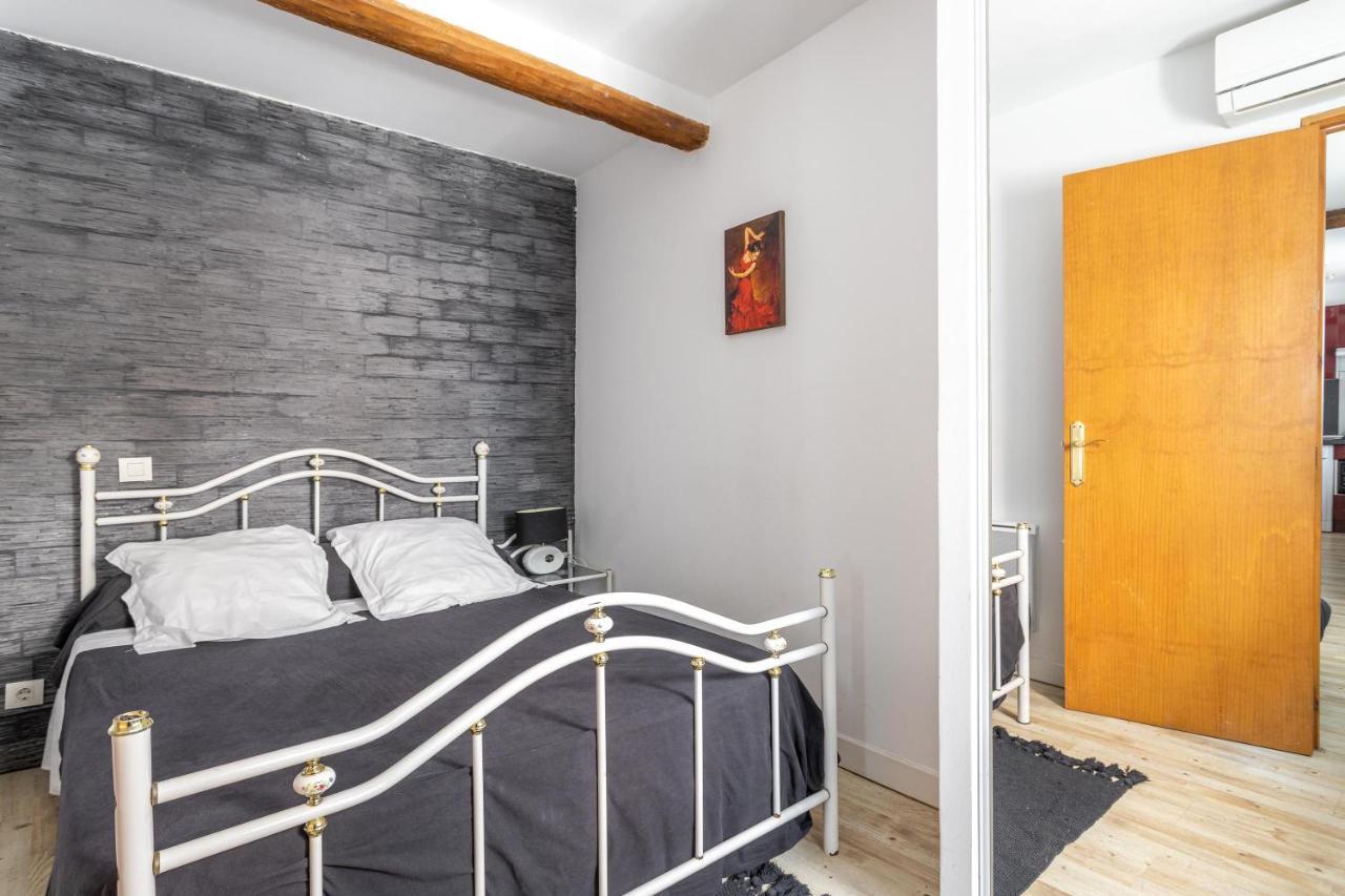 Apartment 250 M From The Beach 阿尔姆尼卡 外观 照片