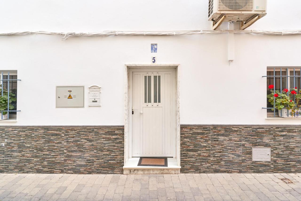 Apartment 250 M From The Beach 阿尔姆尼卡 外观 照片